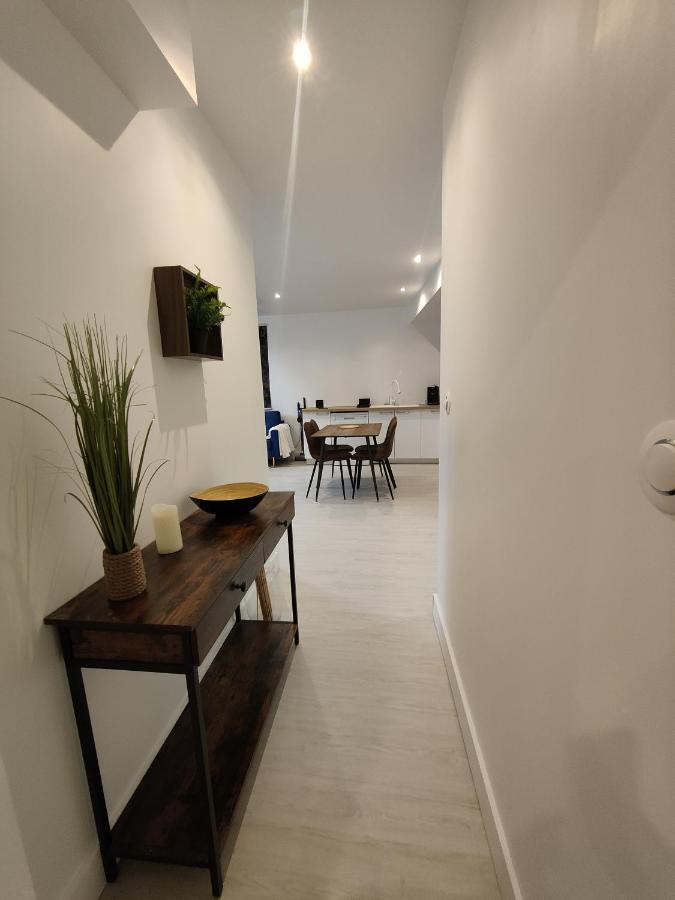 Bon Encontre, Allee De La Vierge Apartment *
